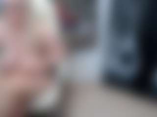 EllyBoobs's Live Sex Cam Show