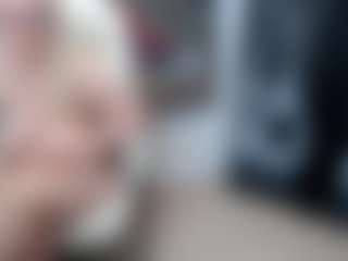 EllyBoobs's Live Sex Cam Show