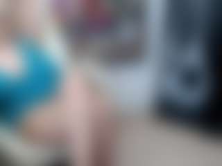 Live cam show with EllyBoobs - Mature on Camsoda