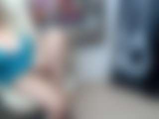 Live cam show with EllyBoobs - Mature on Camsoda