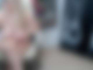 EllyBoobs's Live Sex Cam Show