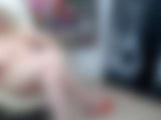 EllyBoobs's Live Sex Cam Show