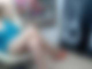 Live cam show with EllyBoobs - Grey Eyes on intimatelivegirls.com