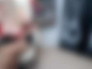 Live cam show with EllyBoobs - Living Room on live18s.com