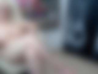 Live cam show with EllyBoobs - Mature on Dolls Live