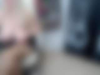 Live cam show with EllyBoobs - Granny Blonde Hair on sexytreat.net