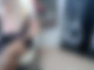 EllyBoobs's Live Sex Cam Show