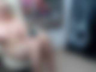 EllyBoobs's Live Sex Cam Show
