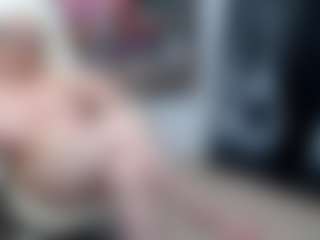 Live cam show with EllyBoobs - Shaved Pussy MILF on Camsoda