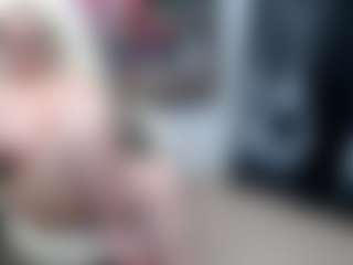 EllyBoobs's Live Sex Cam Show