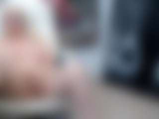 EllyBoobs's Live Sex Cam Show