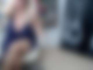 EllyBoobs's Live Sex Cam Show