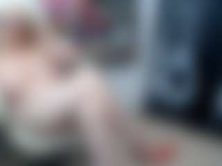 EllyBoobs's Live Sex Cam Show