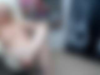 EllyBoobs's Live Sex Cam Show