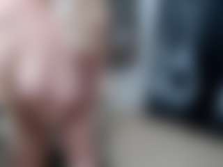 EllyBoobs's Live Sex Cam Show