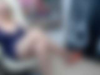 EllyBoobs's Live Sex Cam Show