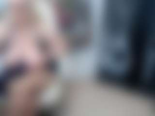 EllyBoobs's Live Sex Cam Show