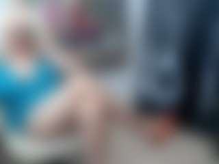 Live cam show with EllyBoobs - White Mature on liverealitysex.com | united kingdom