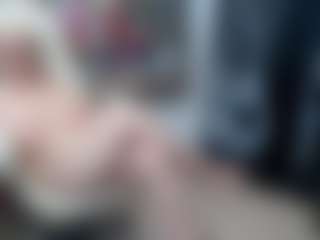 EllyBoobs's Live Sex Cam Show