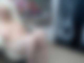 EllyBoobs's Live Sex Cam Show