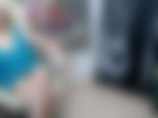 EllyBoobs's Live Sex Cam Show