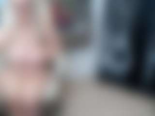 EllyBoobs's Live Sex Cam Show