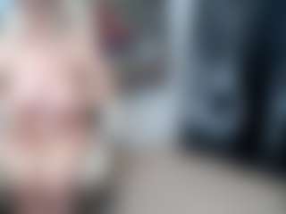 EllyBoobs's Live Sex Cam Show
