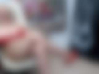 Live cam show with EllyBoobs - Mature on PervPlay.com