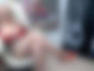 EllyBoobs's Live Sex Cam Show