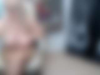 EllyBoobs's Live Sex Cam Show