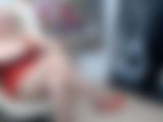 Live cam show with EllyBoobs - Middle Aged on Camsoda