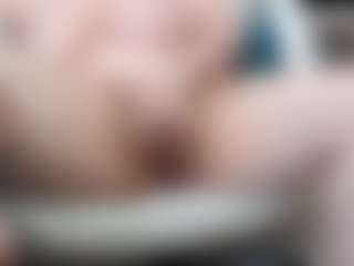 EllyBoobs's Live Sex Cam Show