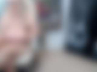 EllyBoobs's Live Sex Cam Show