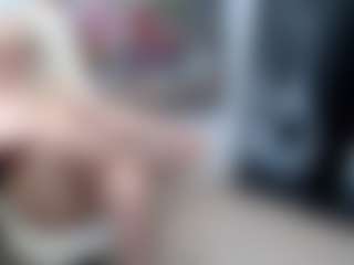 EllyBoobs's Live Sex Cam Show