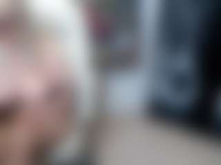 EllyBoobs's Live Sex Cam Show