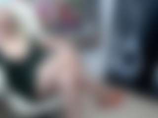 EllyBoobs's Live Sex Cam Show