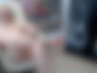 EllyBoobs's Live Sex Cam Show