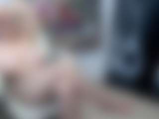 EllyBoobs MILF webcam performer live streaming