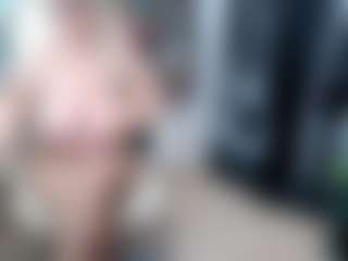 EllyBoobs's Live Sex Cam Show