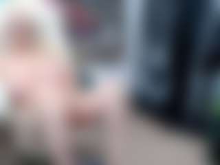 EllyBoobs's Live Sex Cam Show