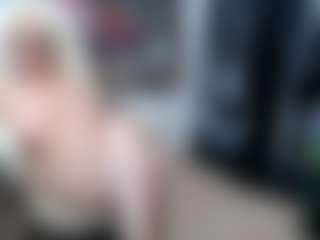 Live cam show with EllyBoobs - Lovense Middle Aged on Dare Cams