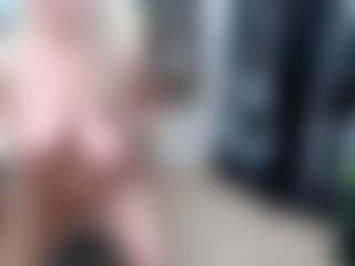 Live cam show with EllyBoobs - Blonde Hair Curvy on x69.live
