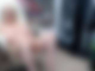 Live cam show with EllyBoobs - BBW Middle Aged on Camsoda