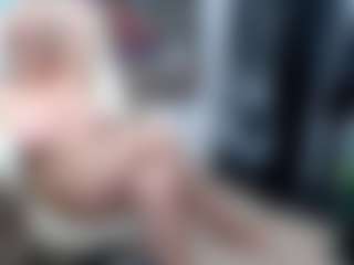 EllyBoobs's Live Sex Cam Show