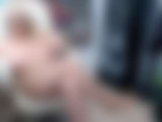 EllyBoobs's Live Sex Cam Show