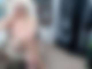 EllyBoobs's Live Sex Cam Show