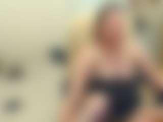 Live cam show with PervertGrandma - Middle Aged on Camsoda
