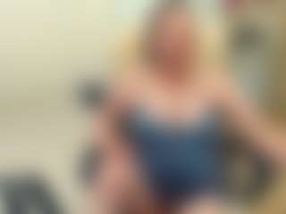 Live cam show with PervertGrandma - Granny BBW on crypto-cams