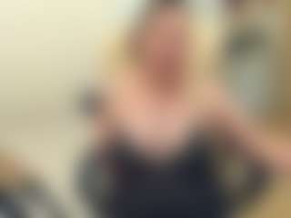 Live cam show with PervertGrandma - Granny Lovense on Mixed Magazine Live