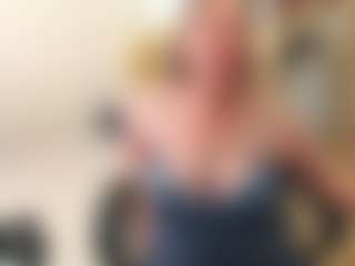 Live cam show with PervertGrandma - Big Nipples on Dolls Live